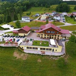 Zum Fidelen Bauer, Oberwang Öffnungszeiten