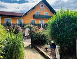Erhardt KG, Bad Waltersdorf Öffnungszeiten