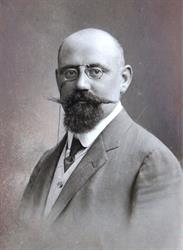 DR KARL RENNER, MUSEUM f. ZEITGESCHICHTE, Gloggnitz Öffnungszeiten