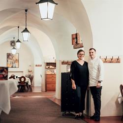 Restaurant Schlosskeller Bockfließ, Öffnungszeiten