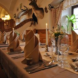 Gasthaus Zum Schwarzen Grafen, Micheldorf Öffnungszeiten