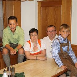 Gasthof zur Kirche, Kottes-Purk Öffnungszeiten