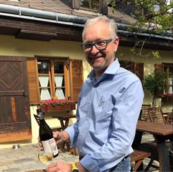 Weinbau Buschenschank Ing. Martin Obermann, Döbling, Wien - Öffnungszeiten