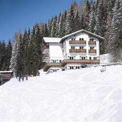 Boutique Hotel Der Hahnbaum, St. Johann im Pongau Öffnungszeiten