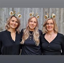 Friseur Salon Hairlich Sandra Auer, Lobendorf Öffnungszeiten