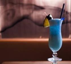 Cocktail Bistro Bar Francis GmbH, Wien Öffnungszeiten