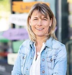 Iris Kracher - Farben und Rahmenwelt Ihr Fachgeschäft in Bad Vöslau, Öffnungszeiten