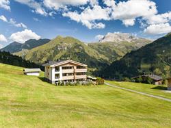 Hohe Welt Luxury Apartments, Lech Öffnungszeiten