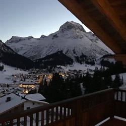 Chalet 1551 Lech, Öffnungszeiten