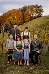 Weingut Buschenschank Sternat, Eichberg-Trautenburg Öffnungszeiten