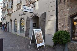 Pandora Store Innsbruck Altstadt, Öffnungszeiten