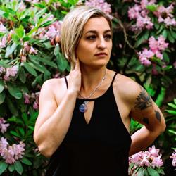Christina Mayr - Medium, Mentorin & Dipl. Energetikerin, Altmünster Öffnungszeiten