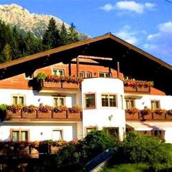 Hotel Kristall, Kleinarl Öffnungszeiten