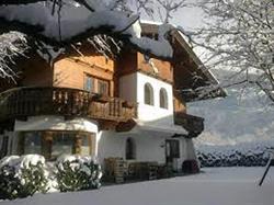 Chalet Neuhaus, Ried im Zillertal Öffnungszeiten