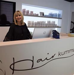 Friseur Salon Hairkumma Friseurspezialist für Farben und Schnitte, Götzis Öffnungszeiten