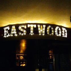 Eastwood Dive Bar, Linz Öffnungszeiten