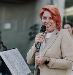 Myriam.Herzgefühl, Karres Öffnungszeiten