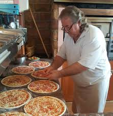 IL Padrone Pizzeria, Stockerau Öffnungszeiten